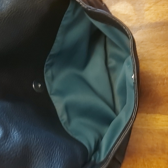 Coach leather bucket purse - Picture 8 of 13